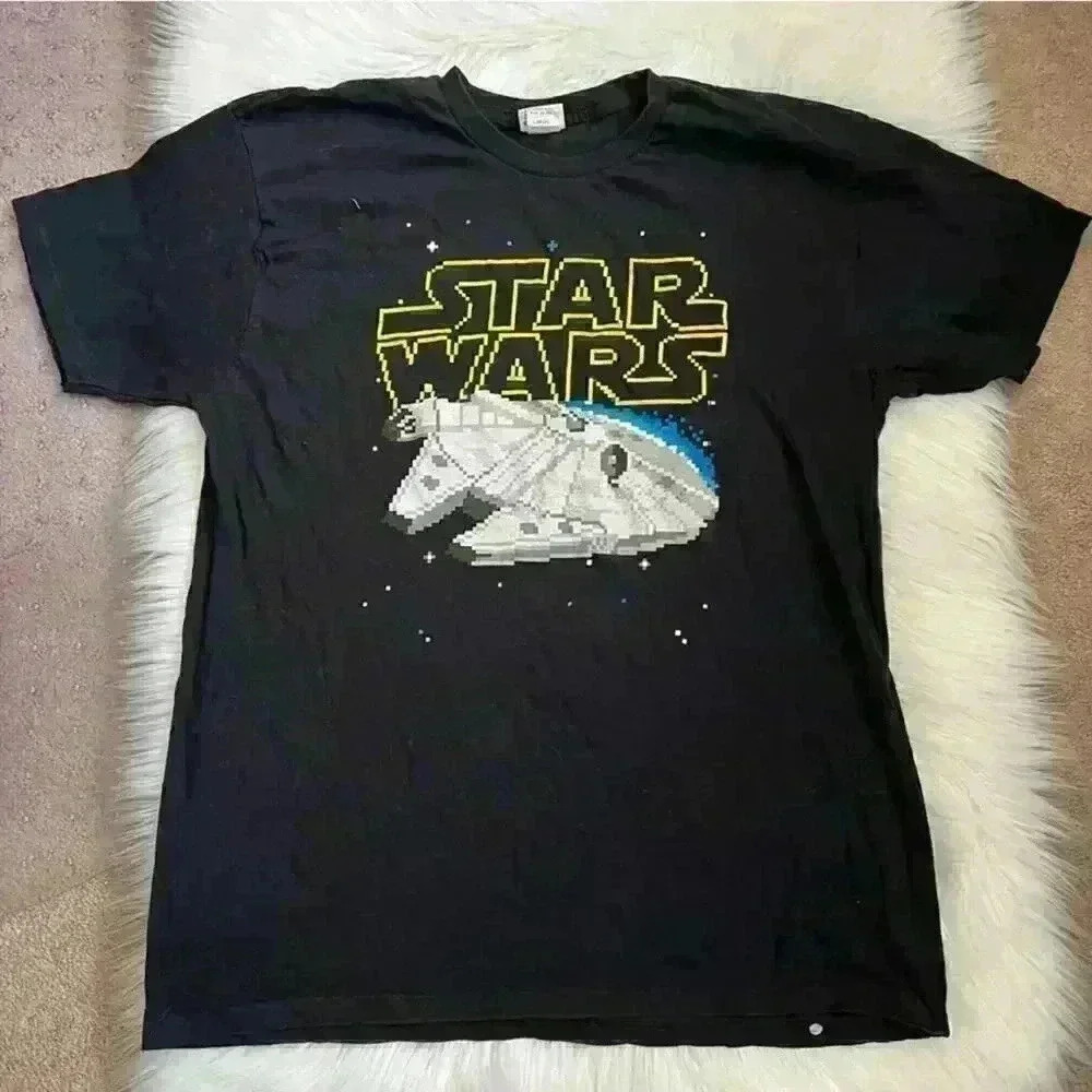 Star Wars 8 Bit Millennium Falcon T-Shirt Large